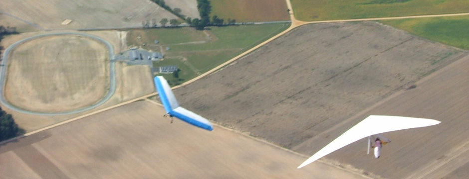 Hang Gliders Thermaling